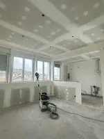 Photo d'un chantier complet en attente de finition