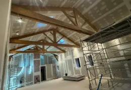 Placo et bandes à joints — rénovation de plafond